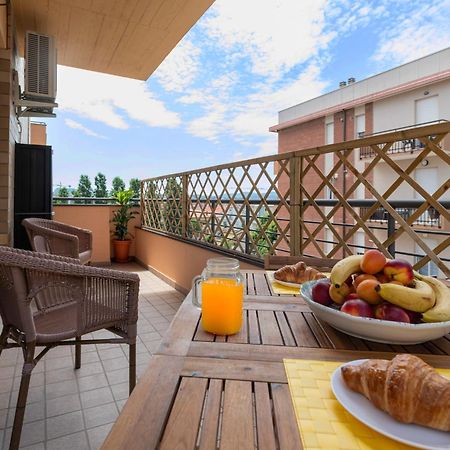 Casa Baia Flaminia Apartment Pesaro Ngoại thất bức ảnh