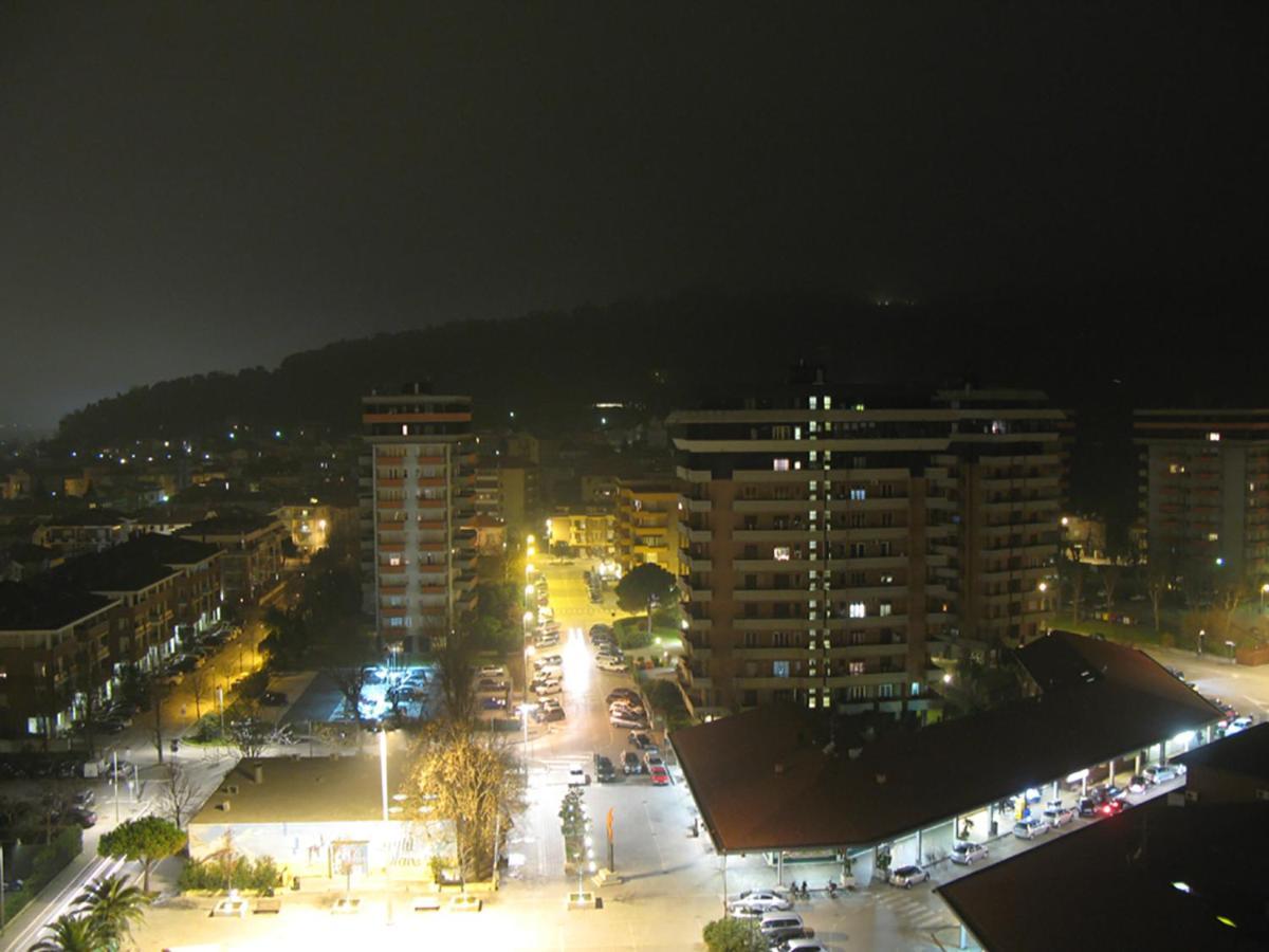 Casa Baia Flaminia Apartment Pesaro Ngoại thất bức ảnh